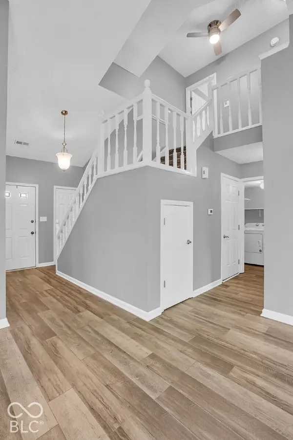 5690 Crystal Bay West DR, Plainfield, IN 46168