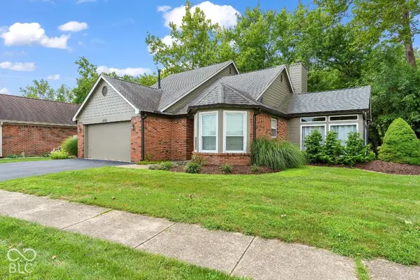5690 Crystal Bay West DR, Plainfield, IN 46168