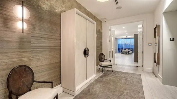605 S GULFSTREAM AVE #13, Sarasota, FL 34236