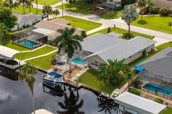 2213 SE 16TH ST, Cape Coral, FL 33990