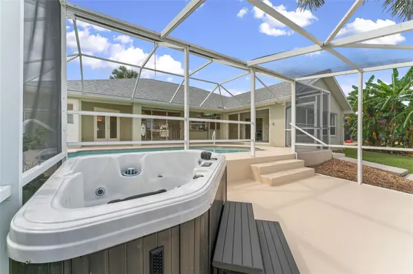 2213 SE 16TH ST, Cape Coral, FL 33990