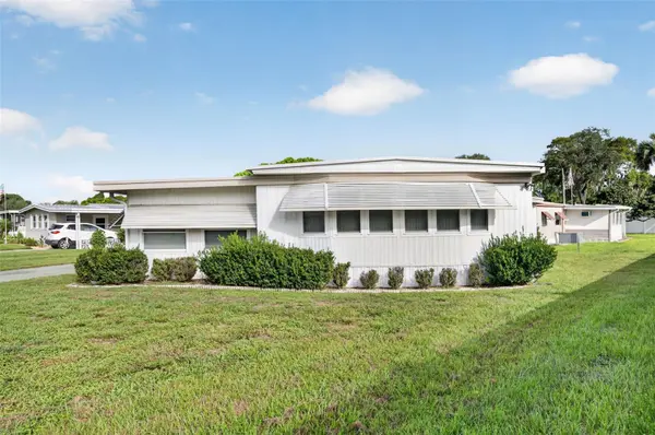 107 DIAMOND HEAD DR, Leesburg, FL 34788