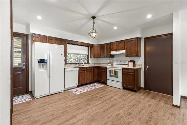 5741 NE 4TH PL, Ocala, FL 34470