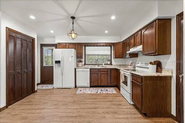 5741 NE 4TH PL, Ocala, FL 34470
