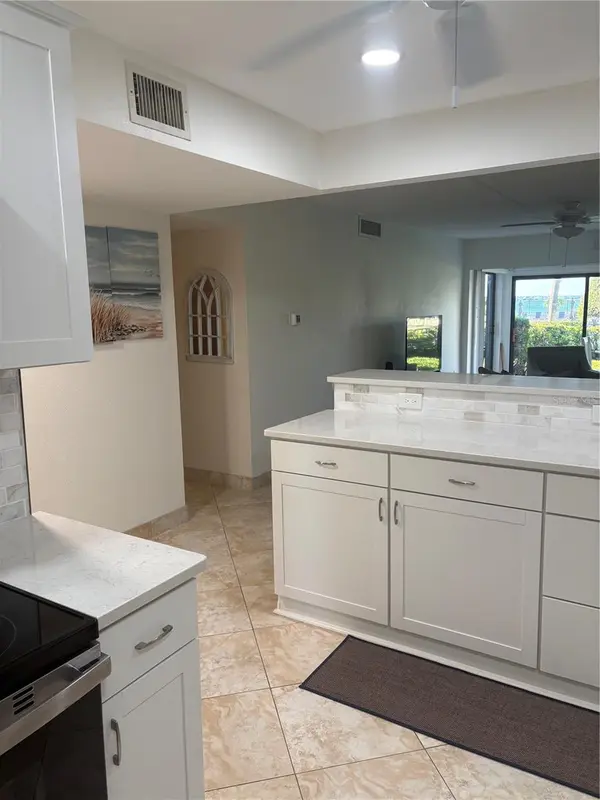 845 S GULFVIEW BLVD #110, Clearwater Beach, FL 33767