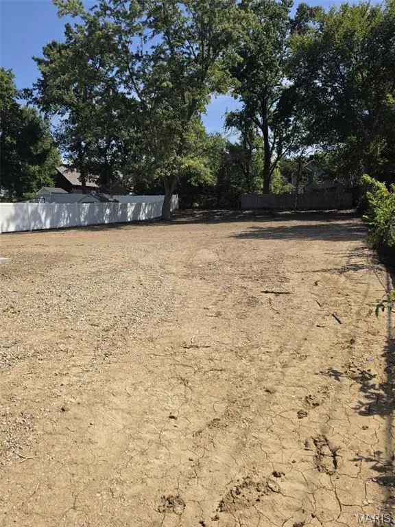 1112 Missouri AVE, Kirkwood, MO 63122