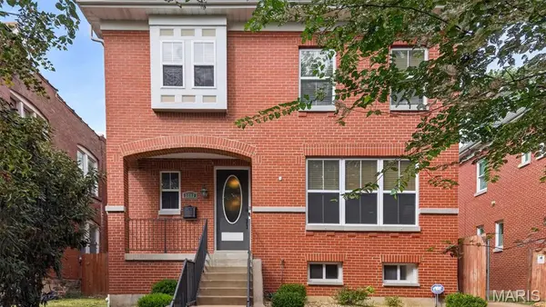 3843 Russell BLVD, St Louis, MO 63110