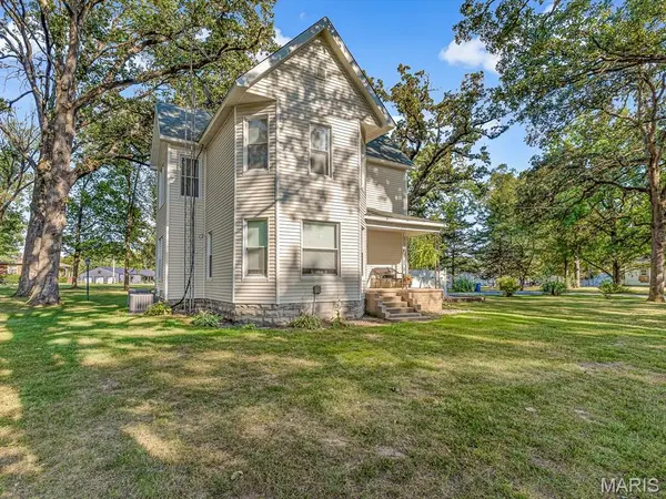 386 N Center ST, Tilden, IL 62292