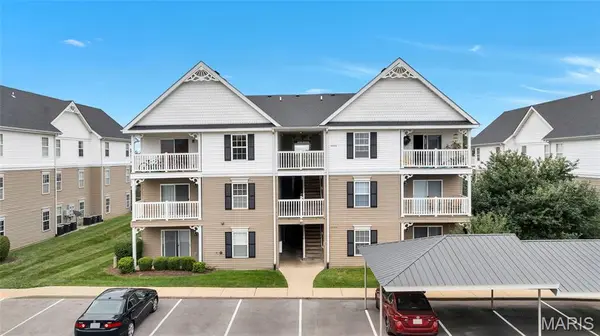 9102 Spring Creek LN, O'fallon, MO 63368