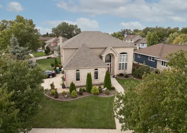 1216 JANAS LN, Lemont, IL 60439