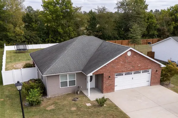 1505 Dew Drop DR, Marion, IL 62959
