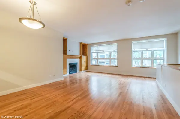 7209 N Oakley AVE, Chicago, IL 60645