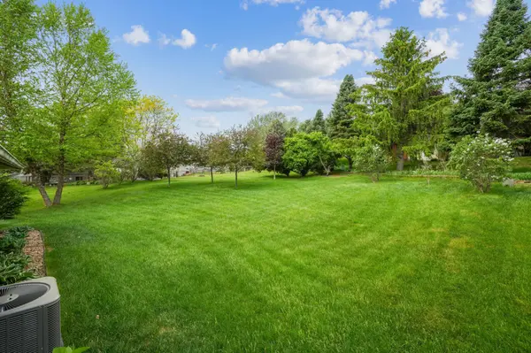 347 Wesley CT, River Falls, WI 54022