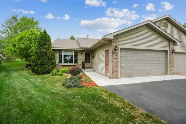 347 Wesley CT, River Falls, WI 54022