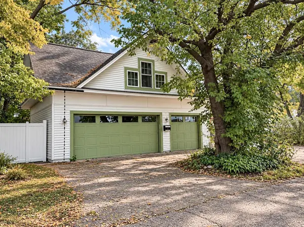 221 Vine ST, Hudson, WI 54016