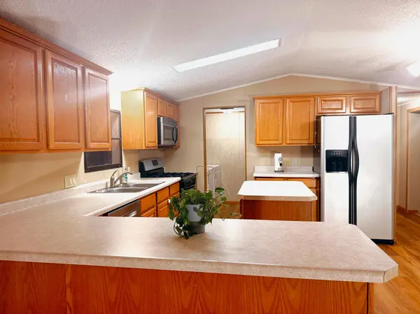 703 30th ST NW, Faribault, MN 55021