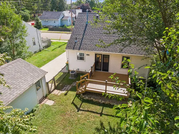 1427 1st ST SE, Rochester, MN 55904