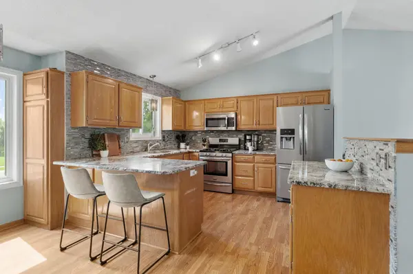 18566 96th PL N, Maple Grove, MN 55311