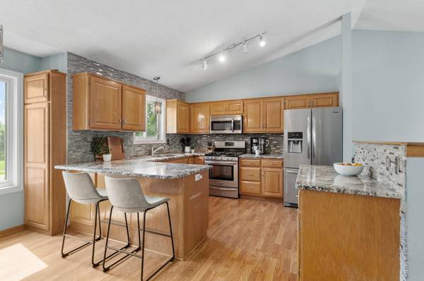 18566 96th PL N, Maple Grove, MN 55311
