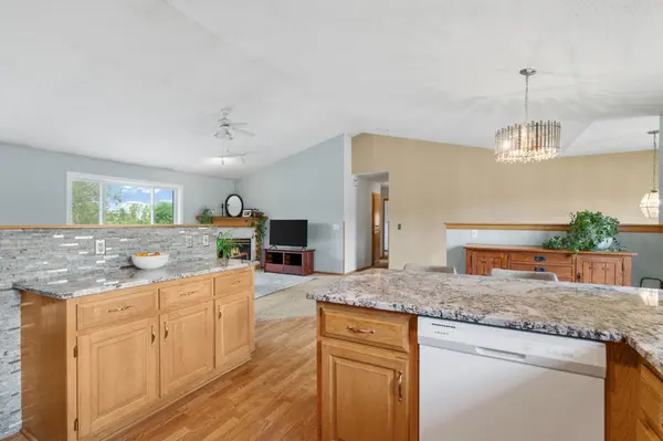 18566 96th PL N, Maple Grove, MN 55311
