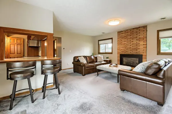 227 Dawn AVE, Shoreview, MN 55126