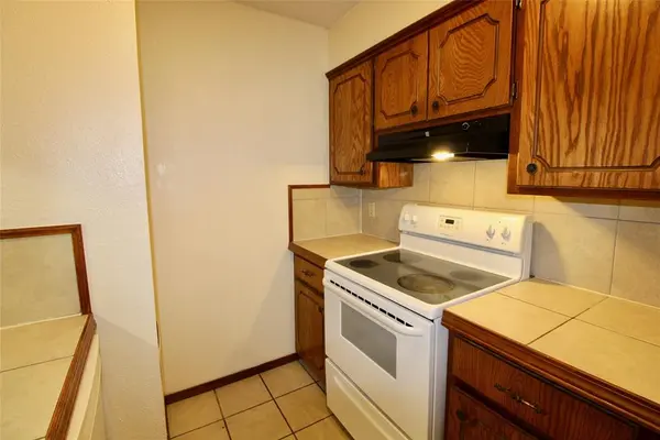 902 Acacia CIR #902, Noble, OK 73068
