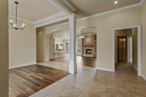129 Bonaire DR, Edmond, OK 73013