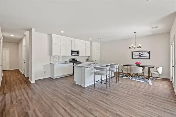 861 Stella TRL, Guthrie, OK 73044