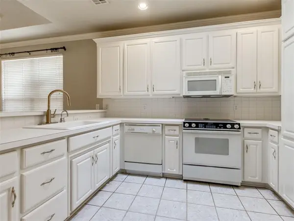 953 Heather Glen DR, Norman, OK 73072