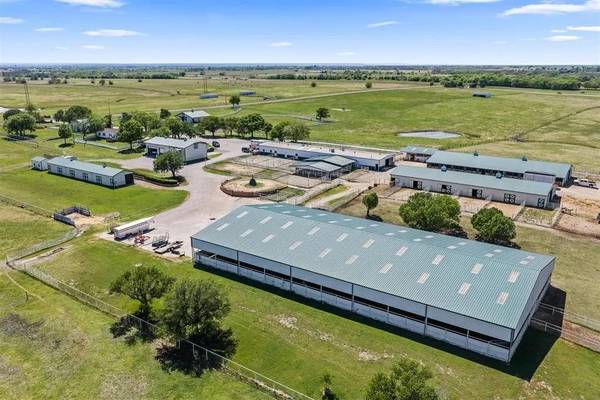 7511 Sunshine LN, Marietta, OK 73448