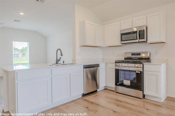 5426 Nicole DR, Tuttle, OK 73089