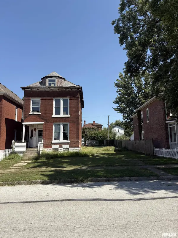 628 N 7TH ST, Quincy, IL 62301