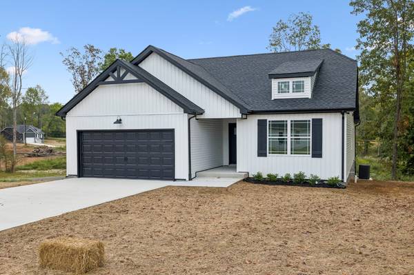 302 Dusty Rd, Dickson, TN 37055