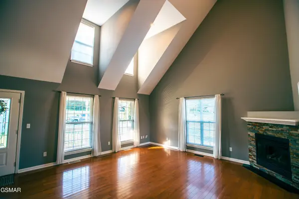 1468 Dewberry Lane, Sevierville, TN 37862