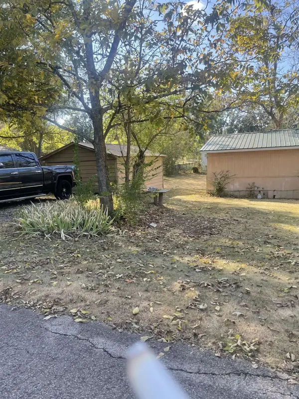 55 STAFFORD LN, Saltillo, TN 38370