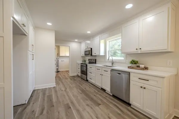260 BARKER DR, Savannah, TN 38372