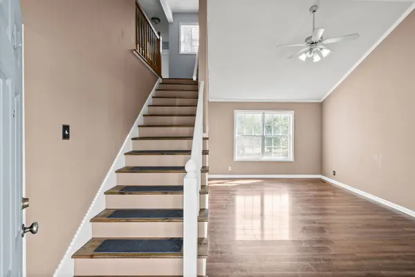 2498 Elkmont Dr, Clarksville, TN 37040