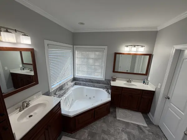 106 Stonegate Cir, Shelbyville, TN 37160