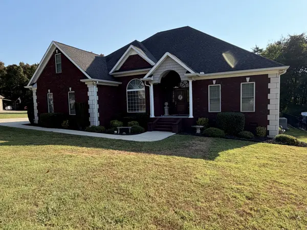 106 Stonegate Cir, Shelbyville, TN 37160