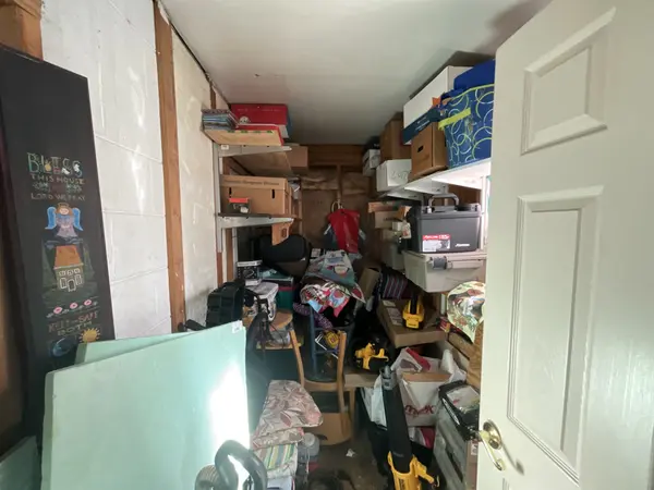 341 Davenport Rd, La Follette, TN 37766