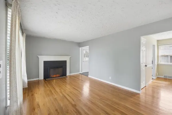 4823 W Hoffman Pl, Spokane, WA 99205