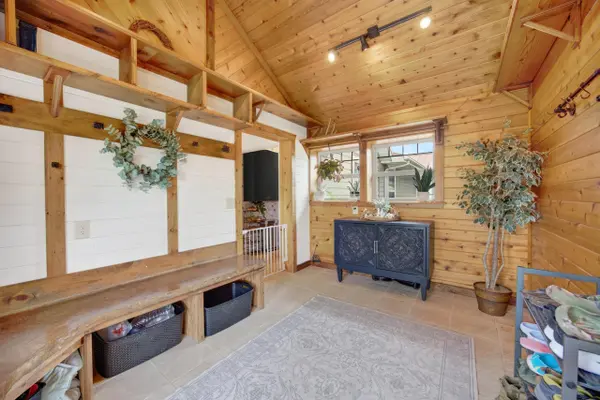 2167 Susanna RD, Niangua, MO 65713
