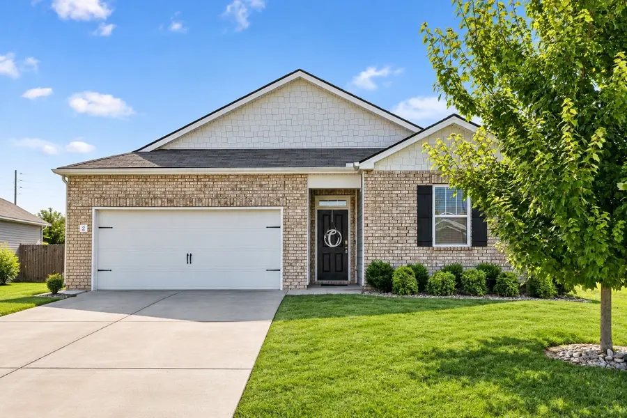 432 Lauren Ln, Chapel Hill, TN 37034