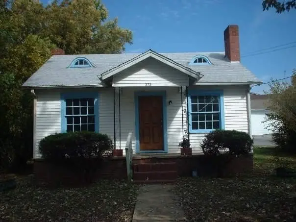 575 6th St #SE, Cleveland, TN 37311