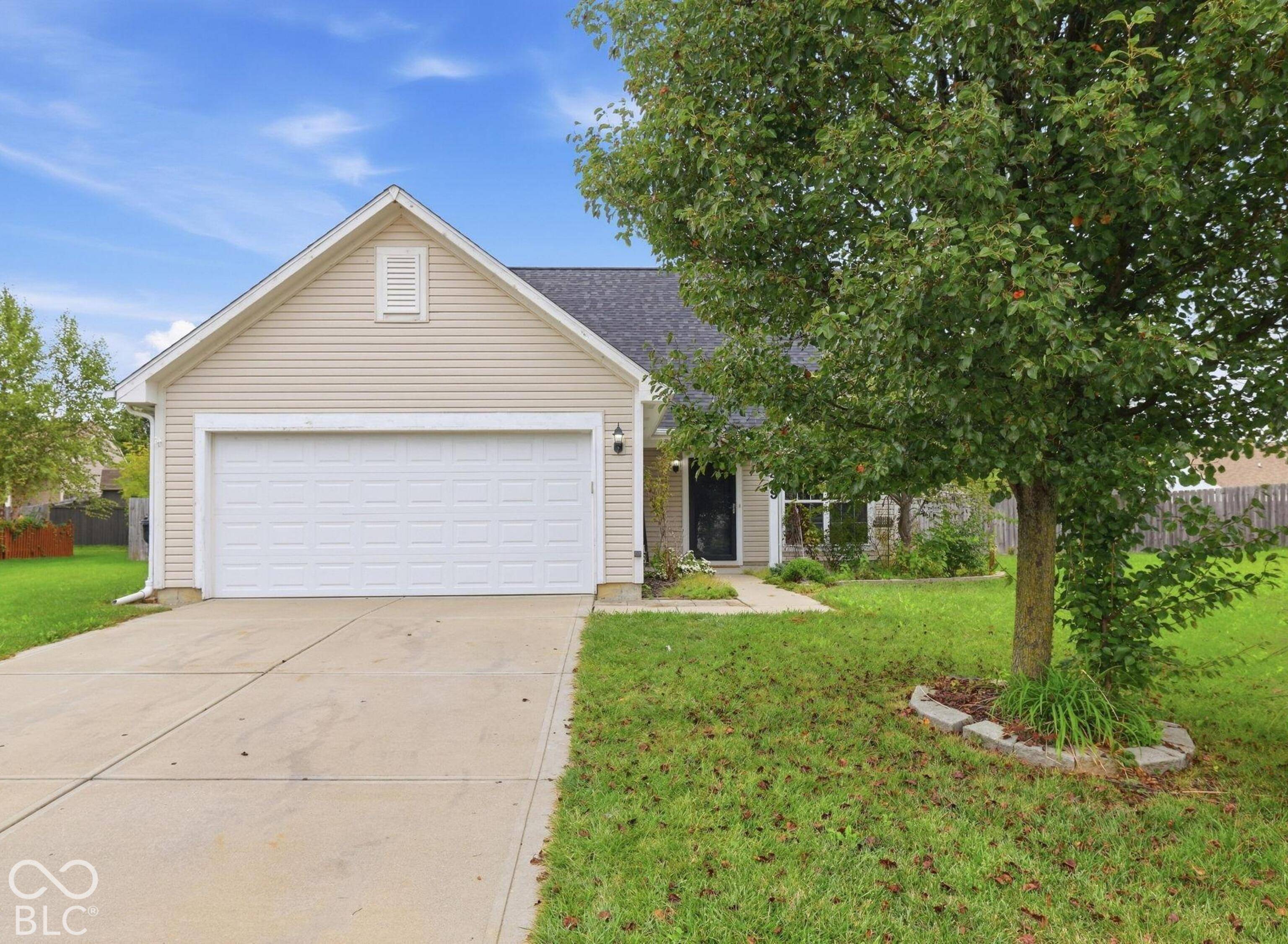 6489 Enclave CT, Greenwood, IN 46143