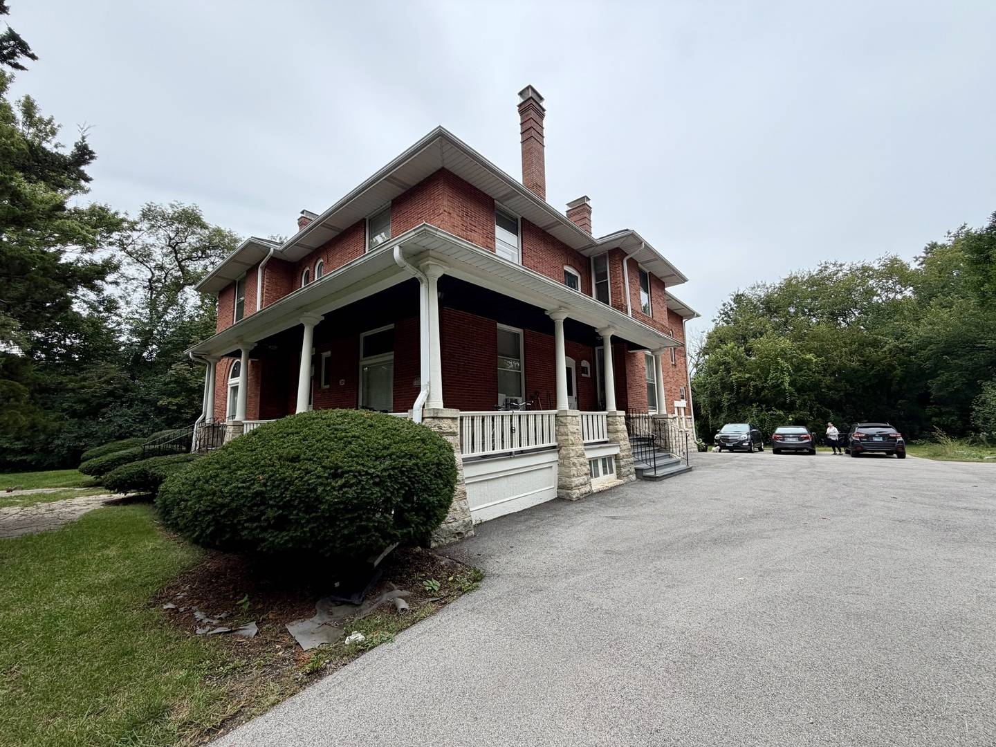 4380 CENTRAL AVE #D, Western Springs, IL 60558