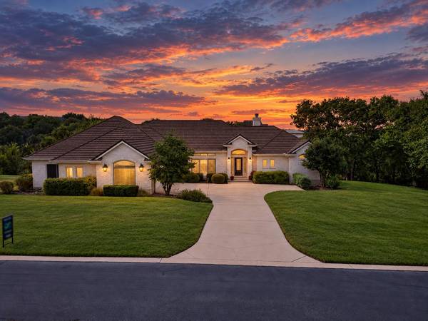 209 Overlook CT, Georgetown, TX 78628