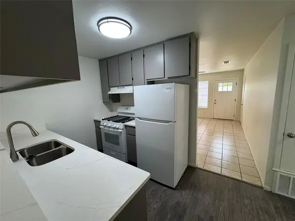 128 Coers CIR #B, San Marcos, TX 78666