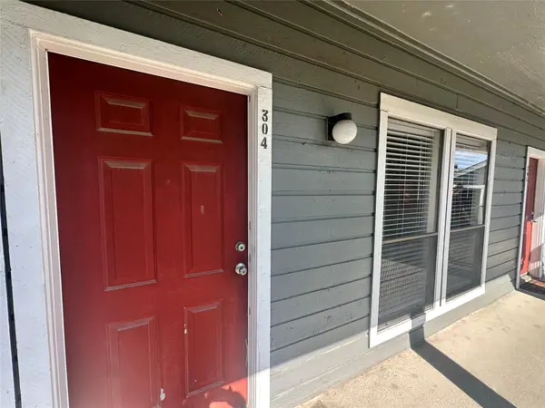 2901 San Jacinto BLVD #304, Austin, TX 78705