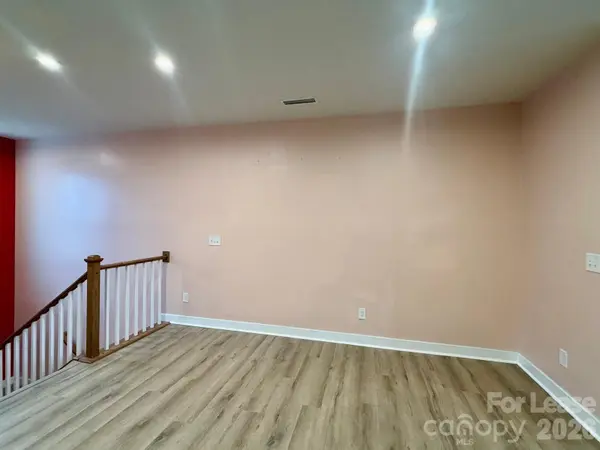 928 Portrush LN, Tega Cay, SC 29708